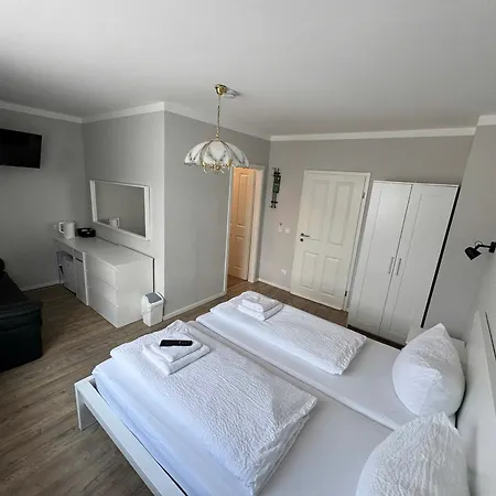 Asiatisches 3* Braunsbedra