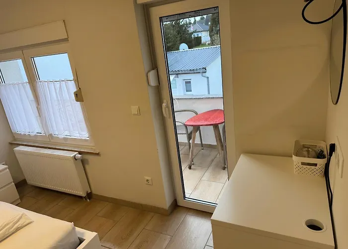 Asiatisches 3* Braunsbedra