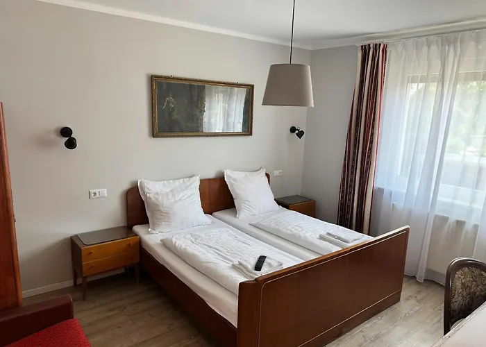 Gæstehus Asiatisches Braunsbedra