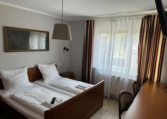 Gæstehus Asiatisches Braunsbedra